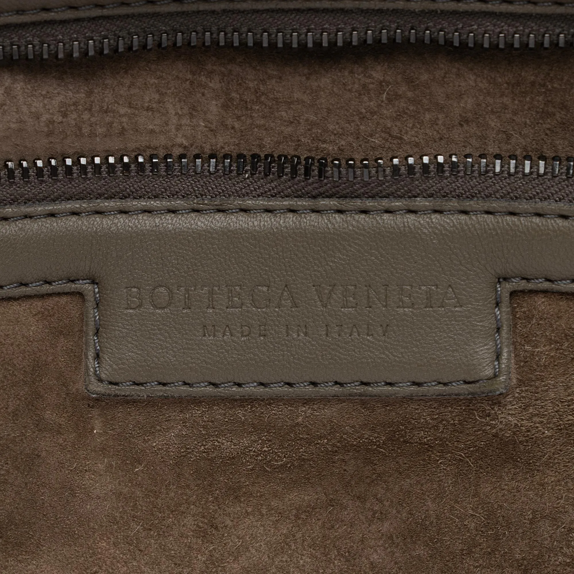 Bottega Veneta Intrecciato Nappa Leather Convertible Maxi Tote (SHF-Ge67HA)