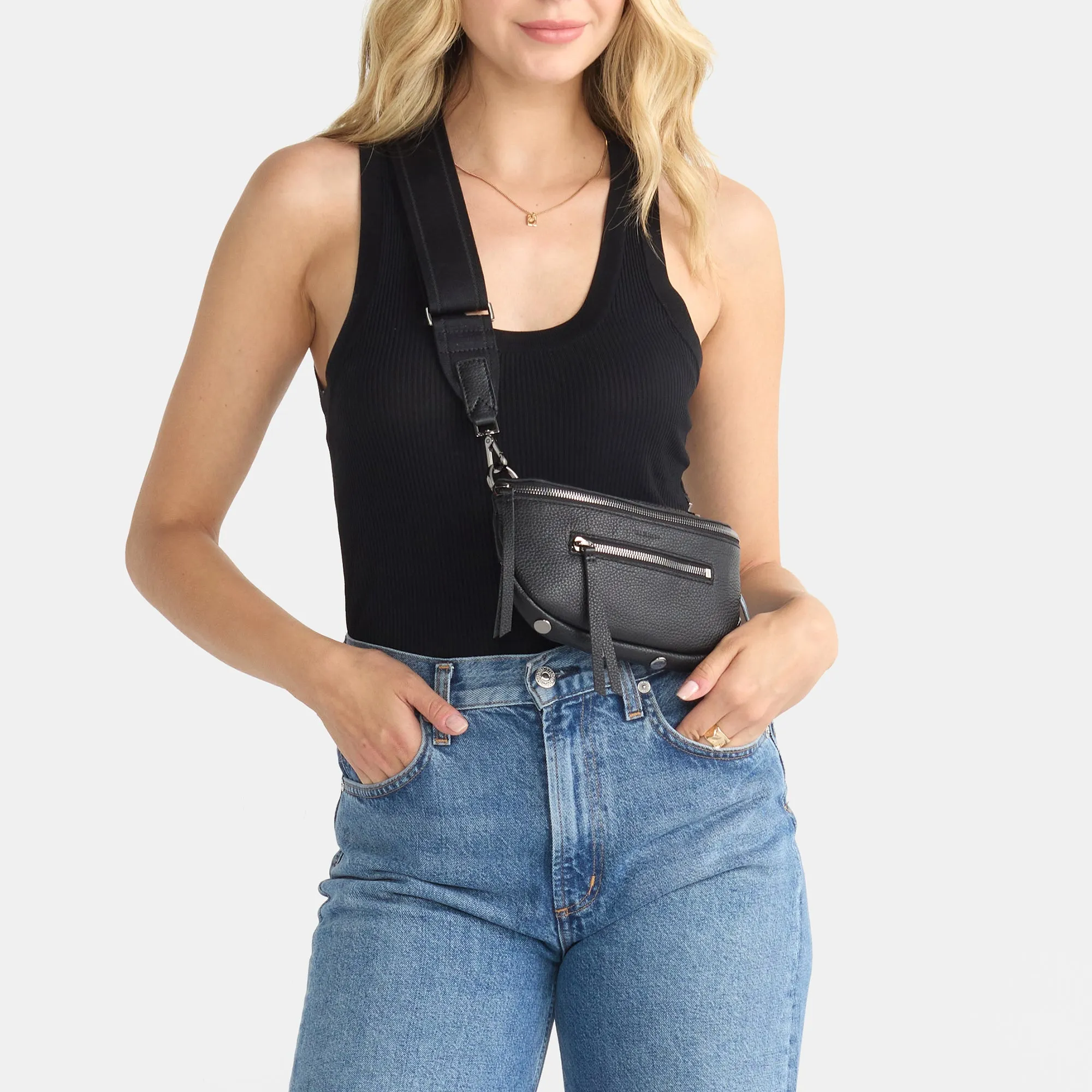 Charles Crossbody | Black/Gunmetal | Sml