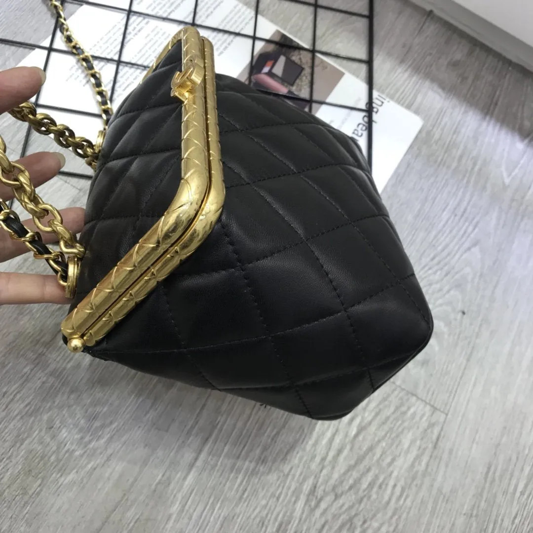 Designer Handbags CL 182