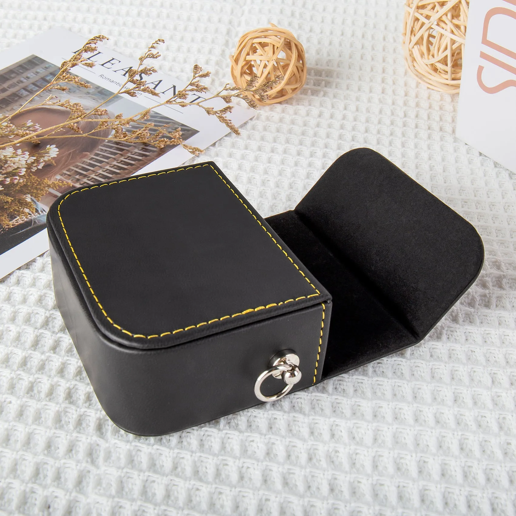 【KBEAR BP02】 Headphone Leather Bag Storage Earphone Bag Earbuds Leather Case