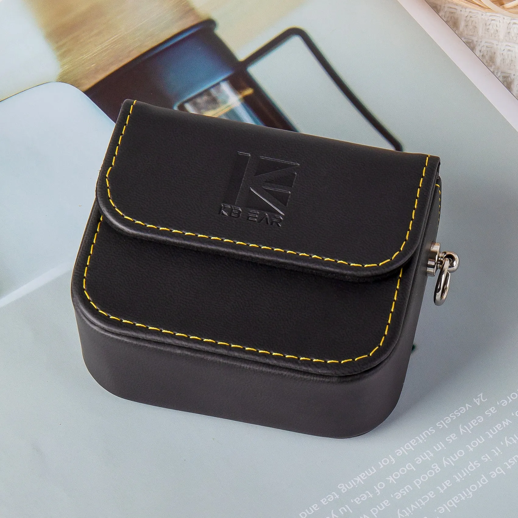 【KBEAR BP02】 Headphone Leather Bag Storage Earphone Bag Earbuds Leather Case