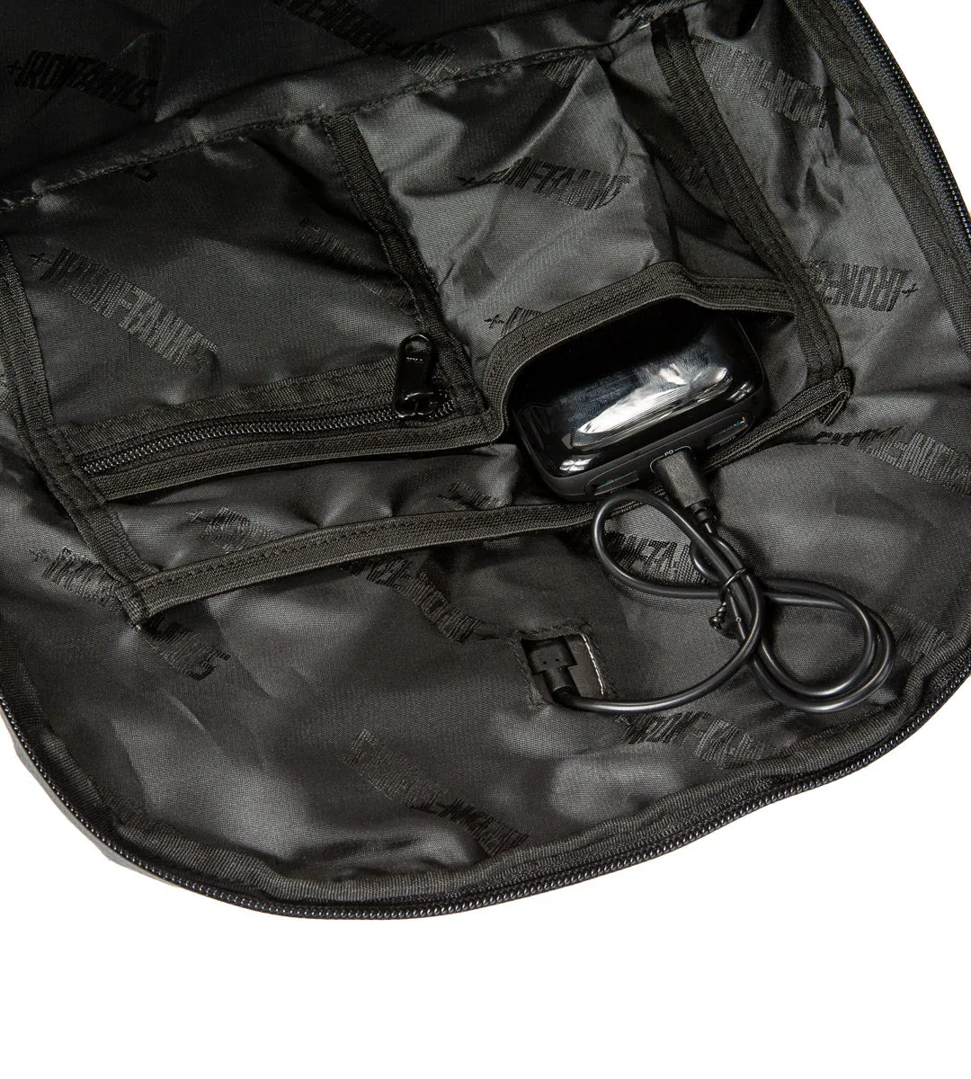 Vault 40L Duffle - Charcoal